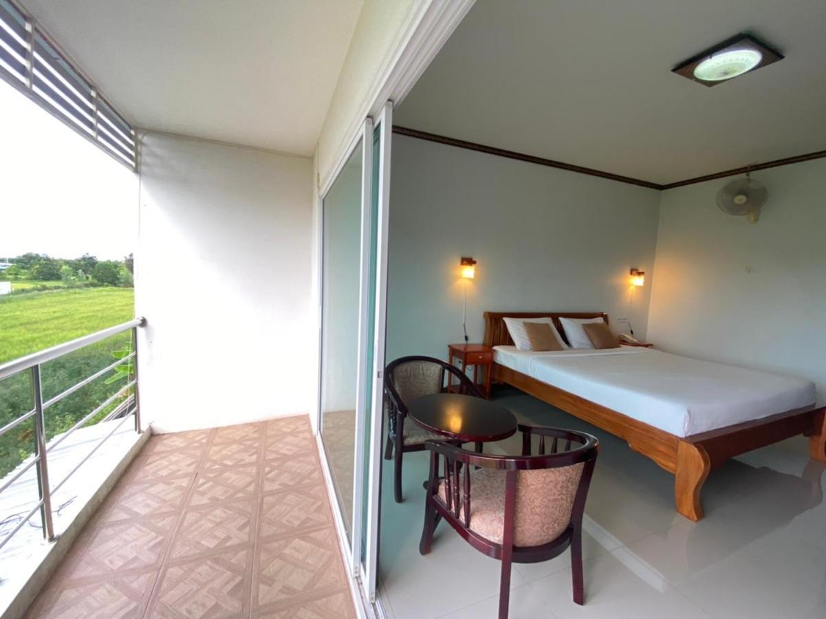 Mayuree Resort Удон Тани Екстериор снимка